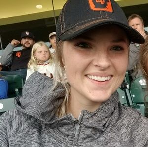 Meet your Posher, Madeline